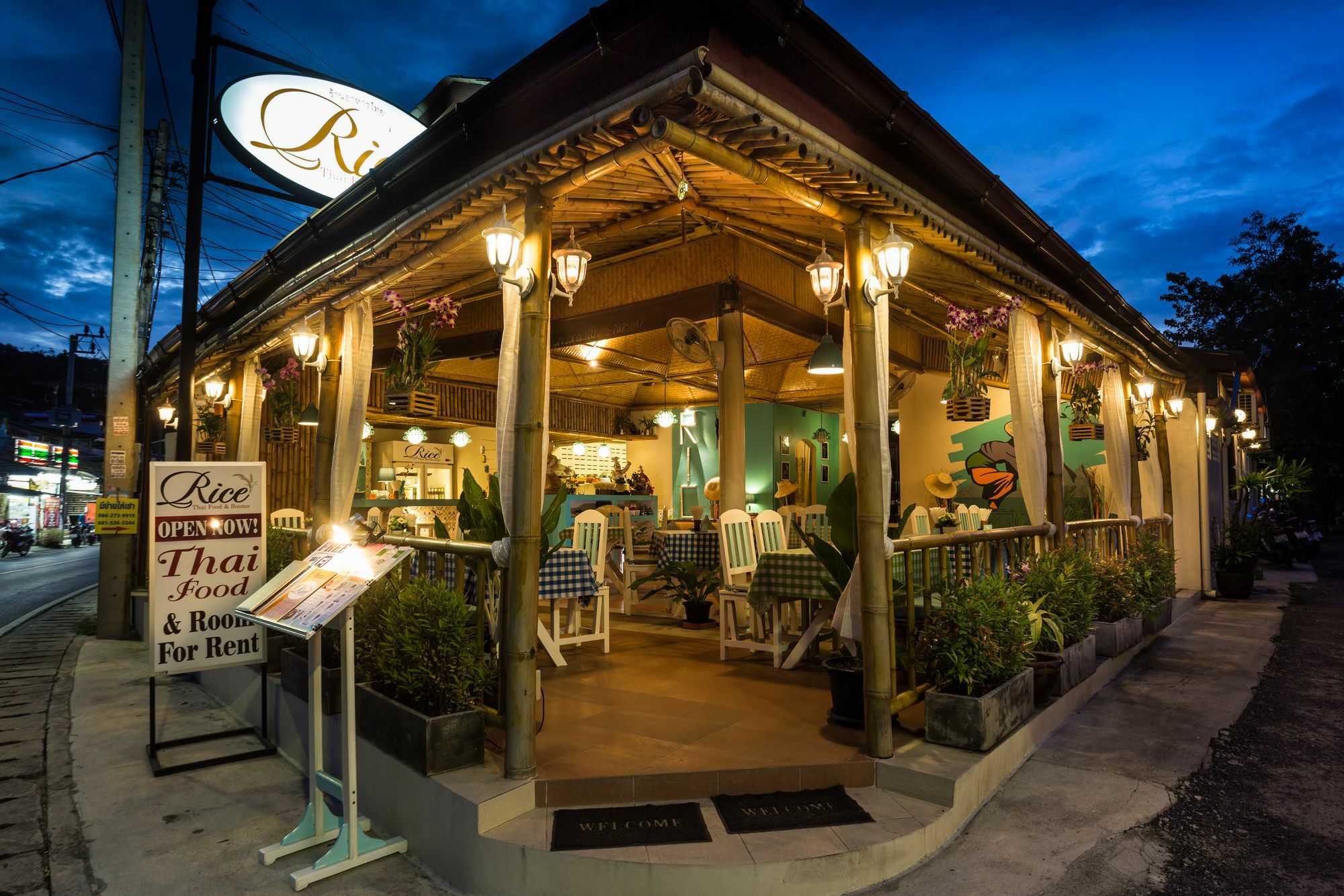 Rice Rooms And Restaurant شاطئ كاتا المظهر الخارجي الصورة