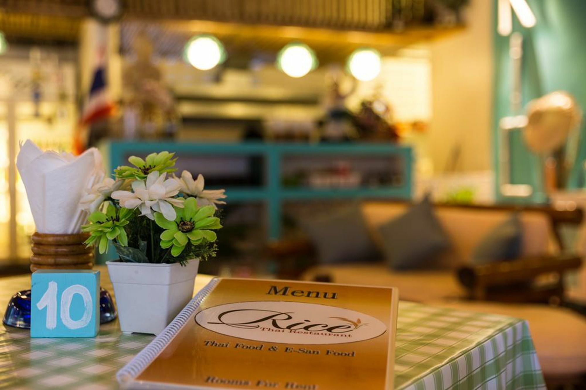 Rice Rooms And Restaurant شاطئ كاتا المظهر الخارجي الصورة