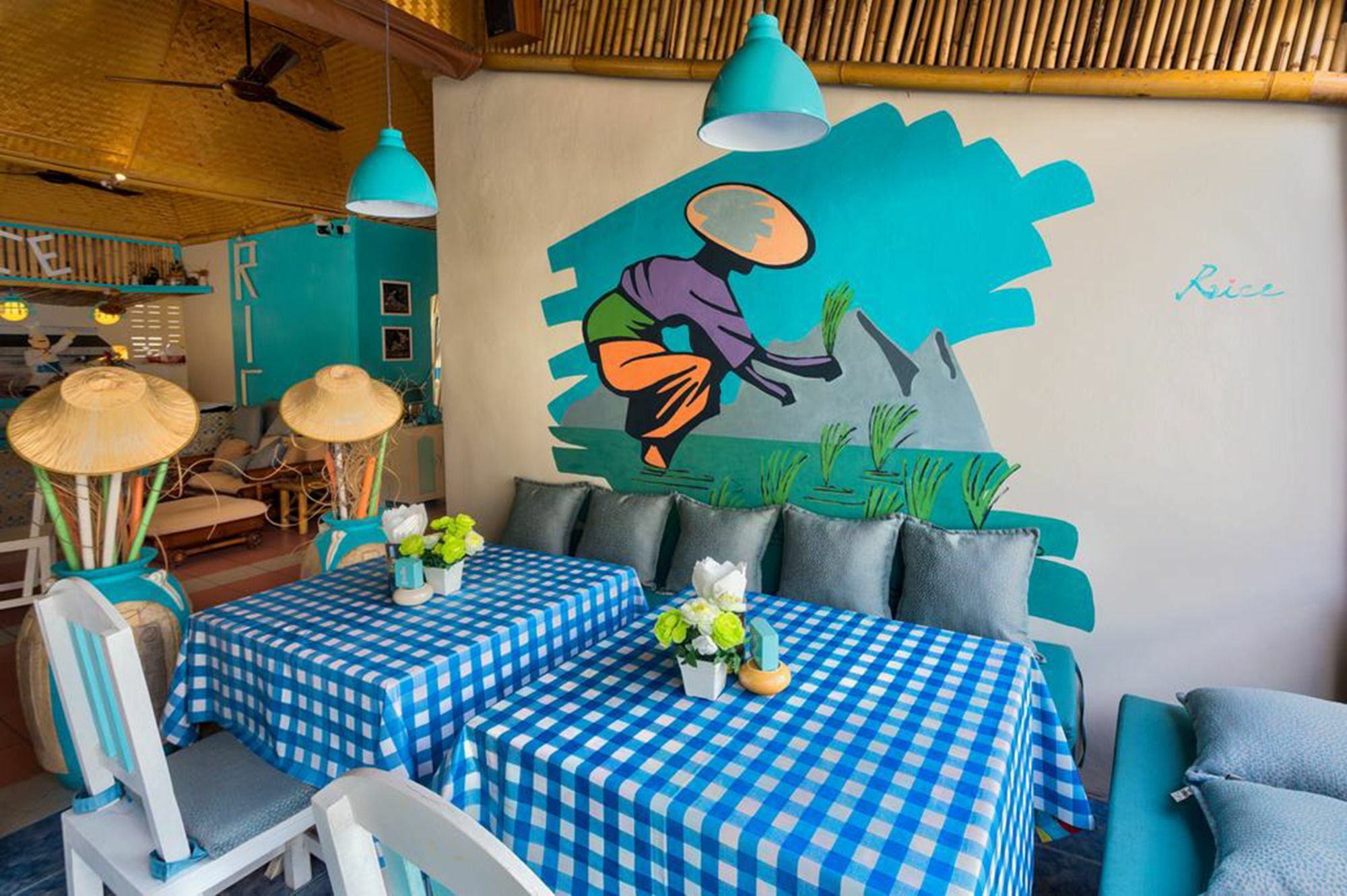 Rice Rooms And Restaurant شاطئ كاتا المظهر الخارجي الصورة